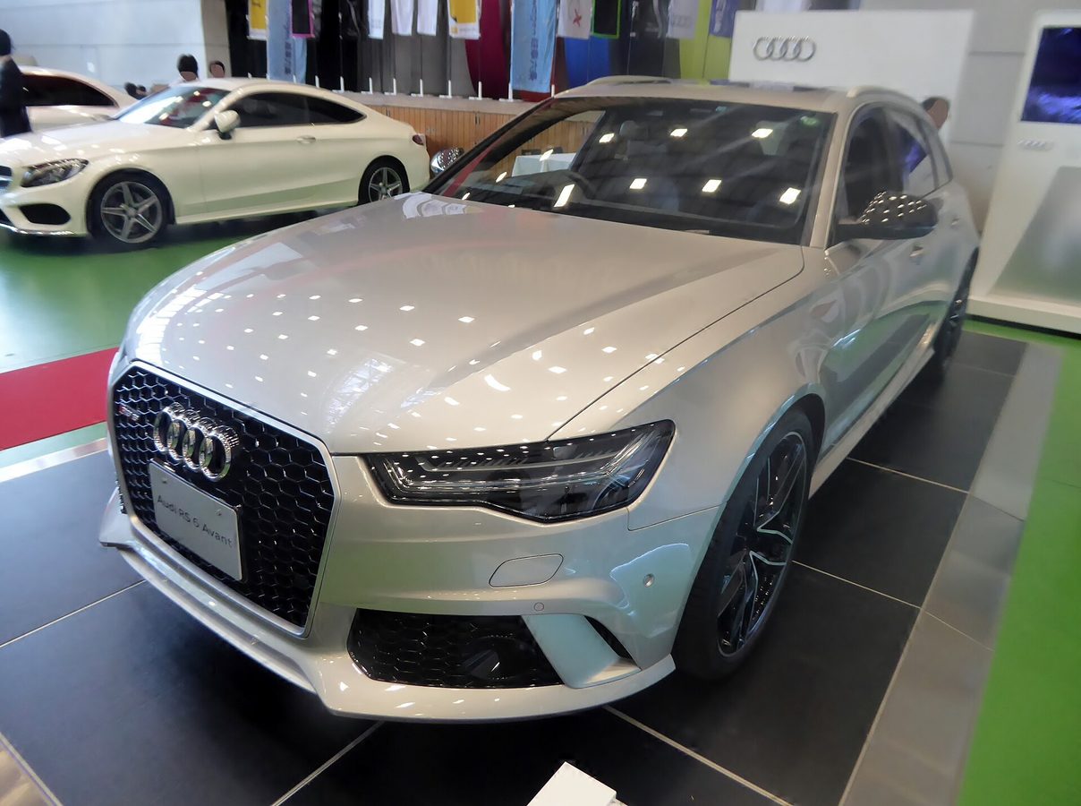 Audi RS6 Avant Performance